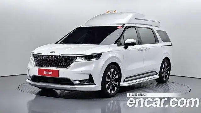 Kia Carnival 2021 — Фото 1/20
