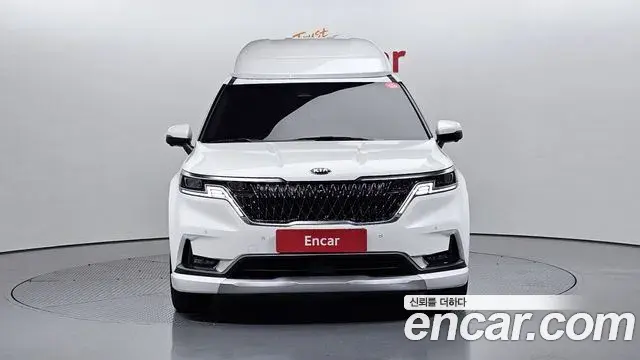 Kia Carnival 2021 — Фото 3/20