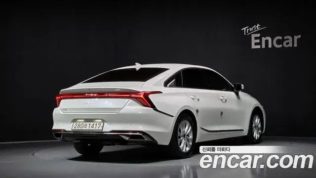 Kia K8 2021 — Şəkil 10/20