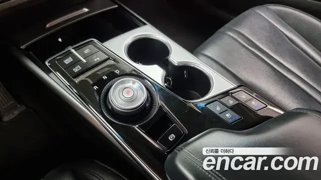 Kia K8 2021 — Şəkil 7/20