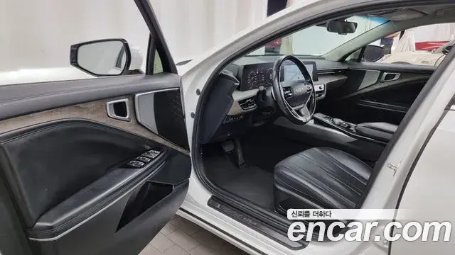 Kia K8 2021 — Şəkil 18/20
