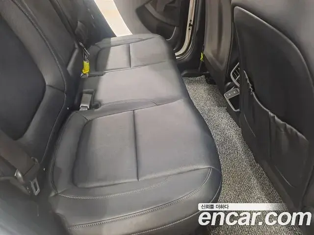 Kia Seltos 2022 — Photo 2/20