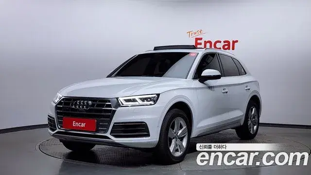 Audi Q5 2020 — ფოტო 4/20