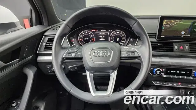 Audi Q5 2020 — ფოტო 7/20