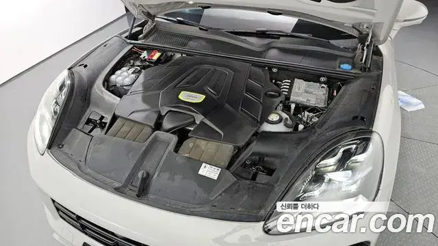 Porsche Cayenne 2021 — Şəkil 8/20