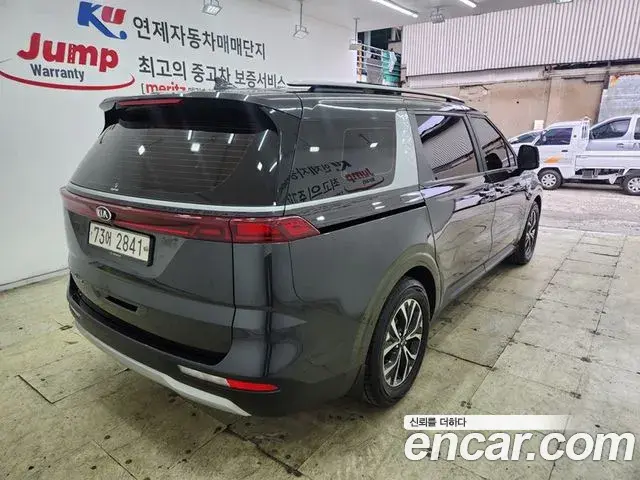 Kia Carnival 2021 — Фото 5/20