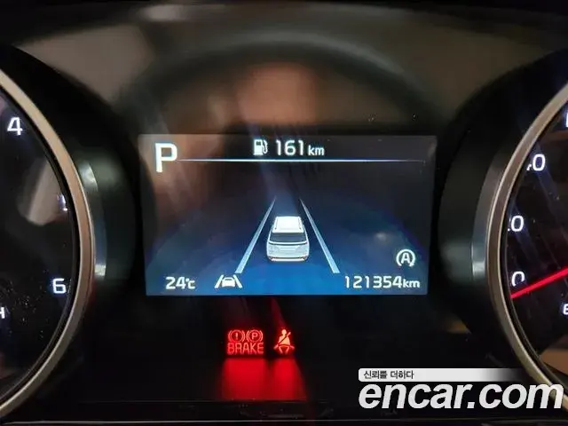 Kia Carnival 2021 — Фото 16/20