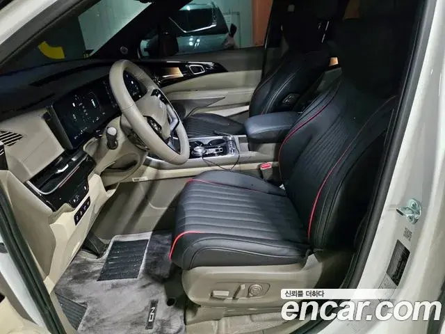 Kia Carnival 2025 — Фото 8/17