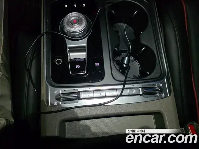 Kia Carnival 2025 — Фото 15/17