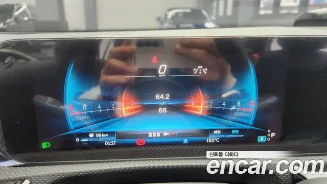 Mercedes-Benz A-Class 2024 — Photo 12/16