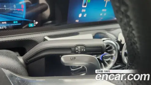 Mercedes-Benz A-Class 2024 — Photo 9/16