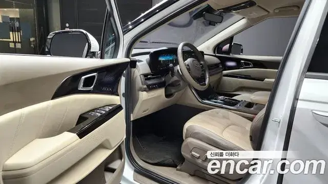 Kia Carnival 2020 — Photo 5/20