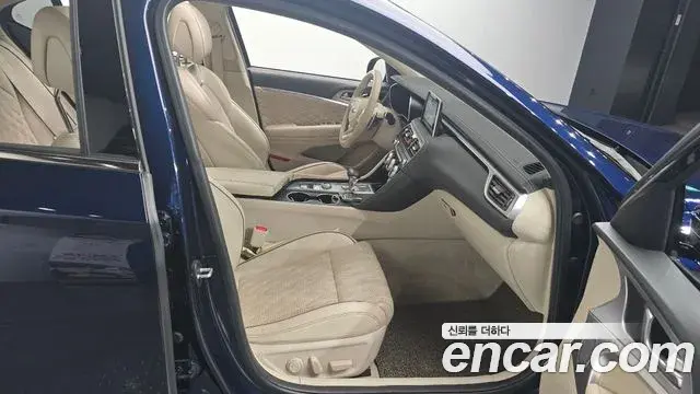 Genesis G70 2019 — Photo 4/20