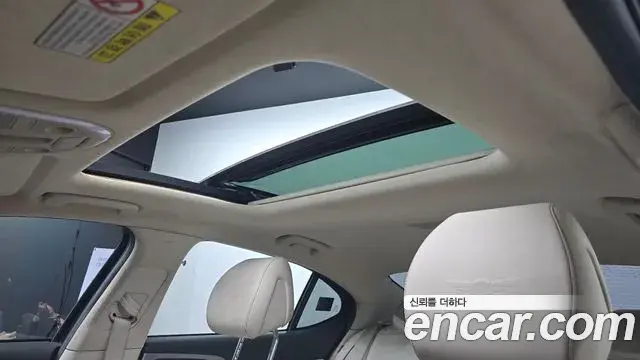Genesis G70 2019 — Photo 2/20