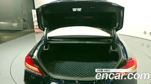 Genesis G70 2019 — Photo 5/20
