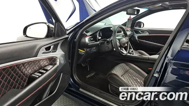 Genesis G70 2018 — ფოტო 1/20