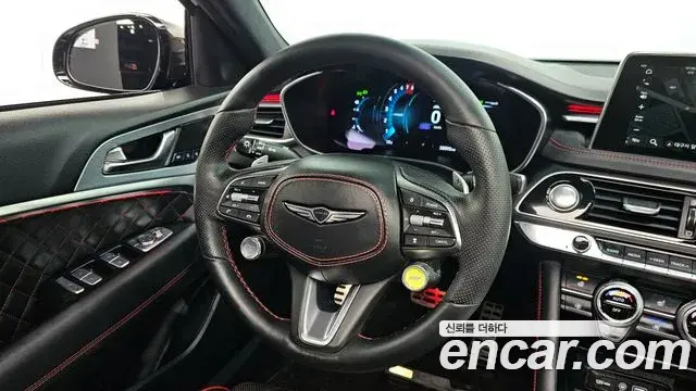 Genesis G70 2018 — ფოტო 16/20