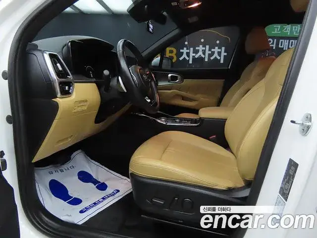 Kia Sorento 2021 — ფოტო 9/20