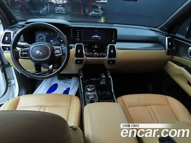 Kia Sorento 2021 — ფოტო 19/20