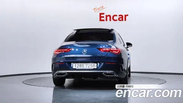 Mercedes-Benz CLA-Class 2020 — Şəkil 8/20