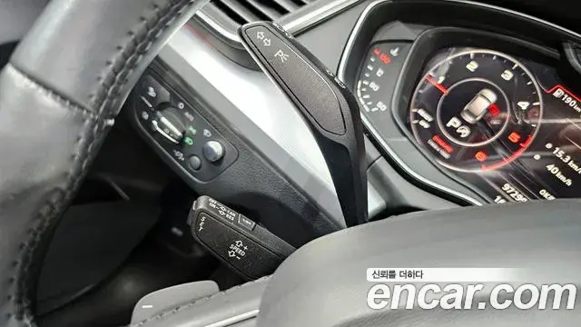 Audi Q5 2020 — Фото 18/20