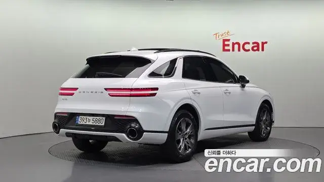 Genesis GV70 2022 — Şəkil 1/20