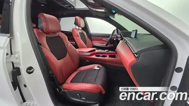 Genesis GV70 2022 — Şəkil 3/20