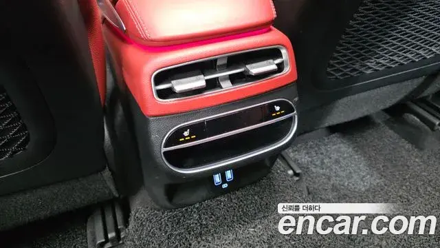 Genesis GV70 2022 — Şəkil 15/20