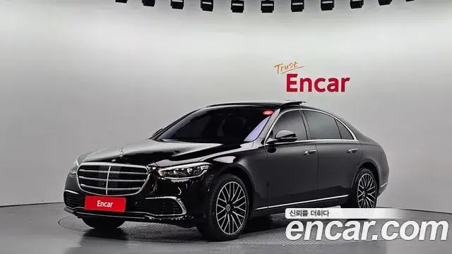 Mercedes-Benz S-Class 2022 — ფოტო 13/20
