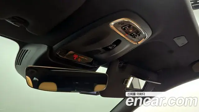 Volvo V60 Cross Country 2019 — Photo 11/20