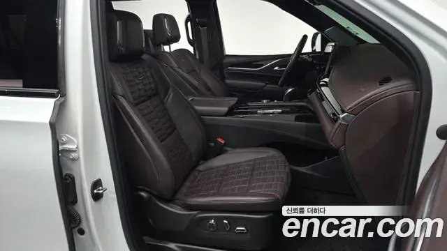 Cadillac Escalade 2023 — Şəkil 14/20