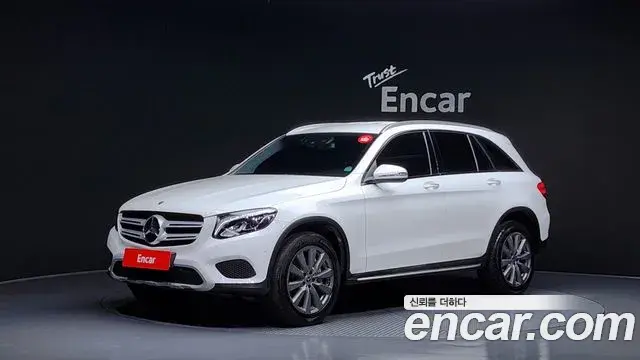 Mercedes-Benz GLC-Class 2018 — Photo 3/19