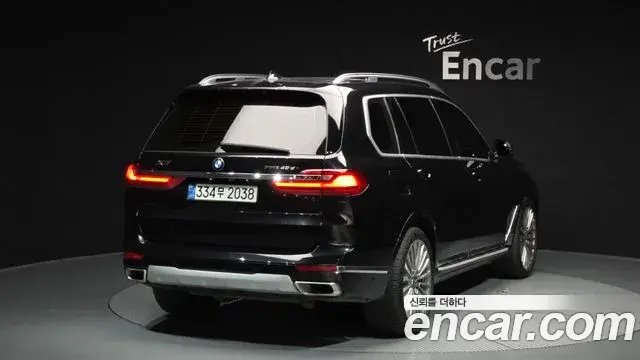 BMW X7 2020 — Photo 17/20
