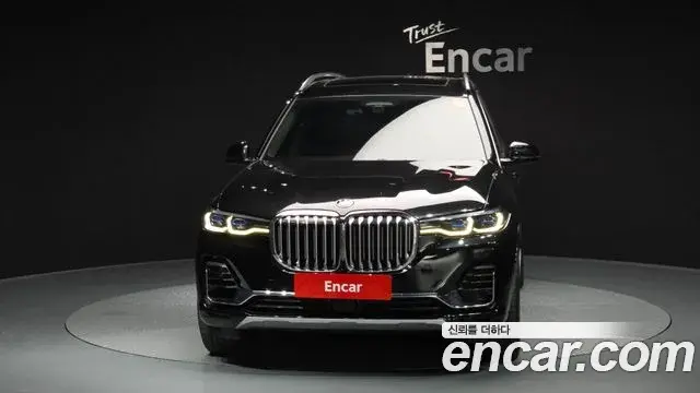 BMW X7 2020 — Photo 2/20