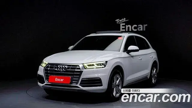 Audi Q5 2020 — Photo 5/20