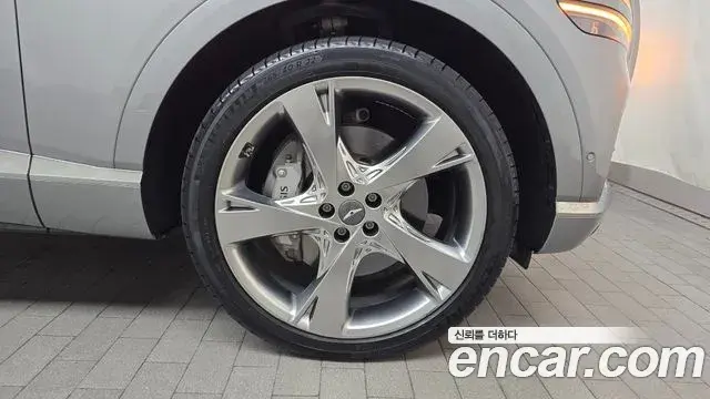 Genesis GV80 2023 — Şəkil 12/20