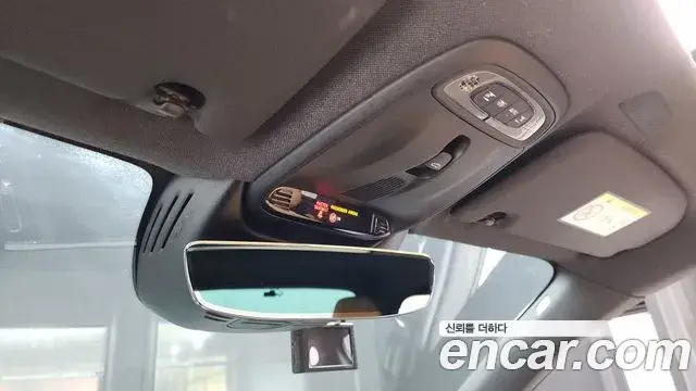 Volvo XC40 2020 — Şəkil 7/20