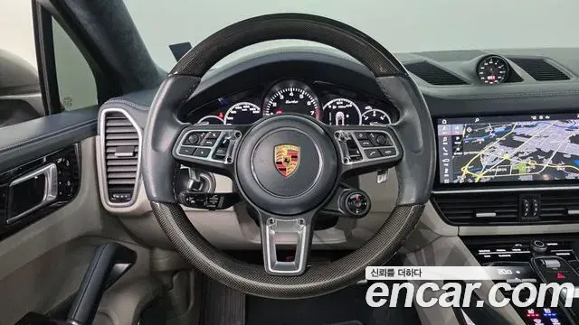 Porsche Cayenne 2020 — ფოტო 20/20
