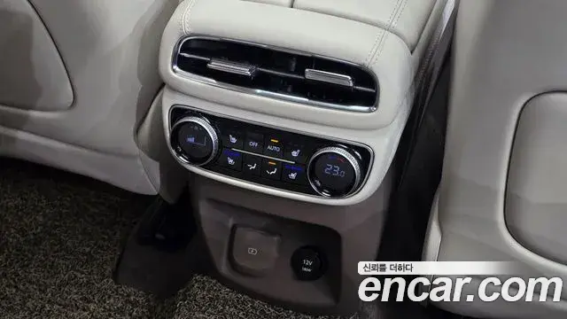 Genesis GV80 2020 — Şəkil 11/20