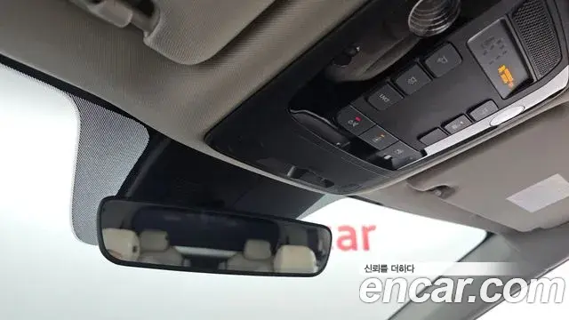 Kia Carnival 2020 — Фото 16/20