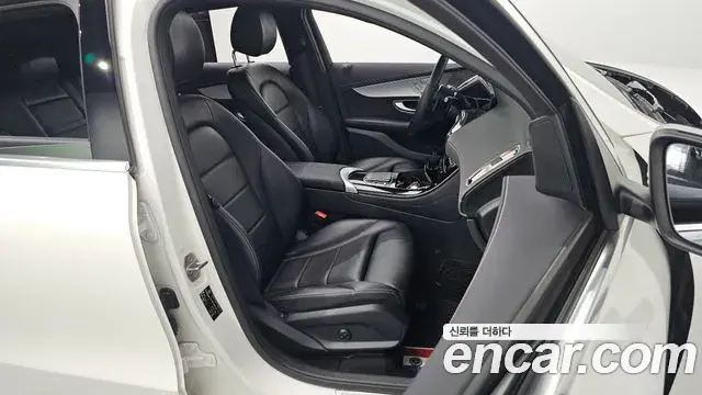 Mercedes-Benz EQC 2020 — Şəkil 2/20
