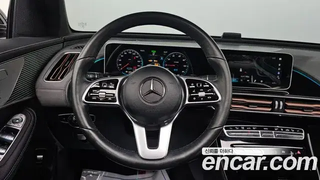 Mercedes-Benz EQC 2020 — Şəkil 9/20