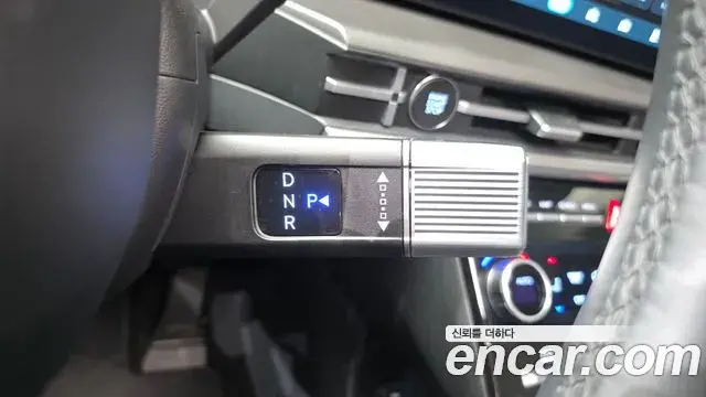 Hyundai Santa Fe 2023 — Şəkil 19/20