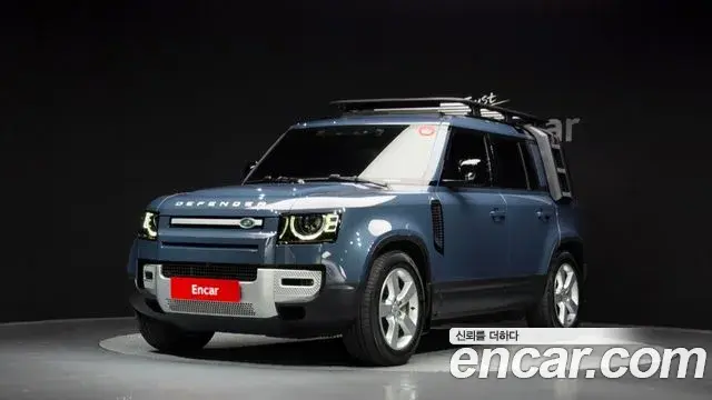 Land Rover Defender 2021 — Photo 7/20