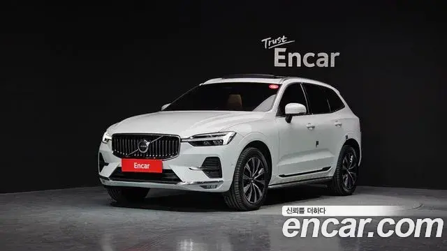 Volvo XC60 2023 — ფოტო 12/20