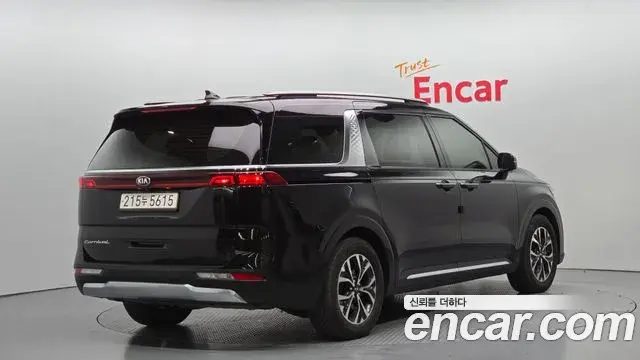 Kia Carnival 2020 — ფოტო 1/20
