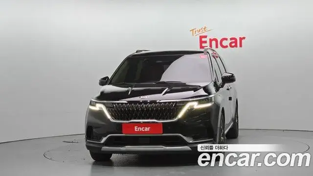 Kia Carnival 2020 — ფოტო 2/20