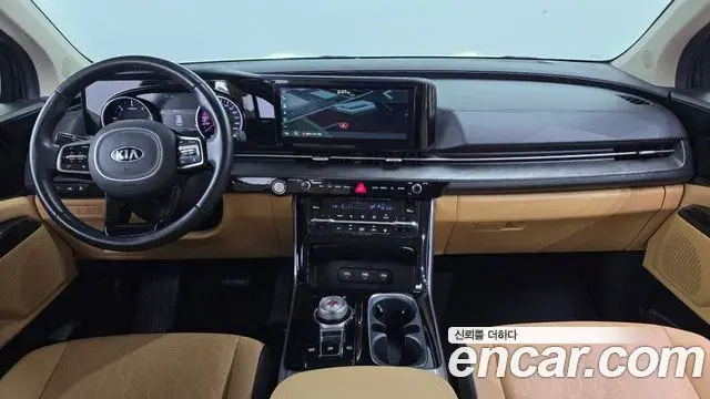 Kia Carnival 2020 — ფოტო 13/20