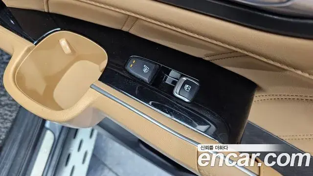 Kia Sorento 2022 — Photo 18/20