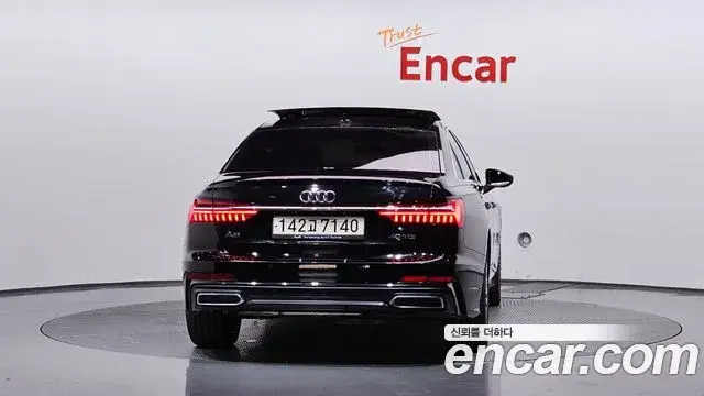Audi A6 2021 — ფოტო 18/20